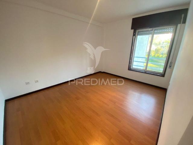 Excelente apartamento t4 gondomar rio tinto