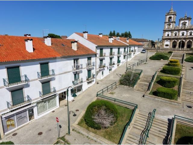 EXCELENTE APARTAMENTO T4 DUPLEX NO CENTRO DE CARRAZEDO