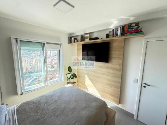 Excelente apê 64m² no Jd. São Paulo: 2 quartos, 1 suíte, varanda, piscina, academia e mais! 1 vaga