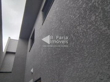 EXCELENTE ARQUITETURA COM BELEZA E ILUMINAÇÃO NATU