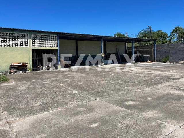 EXCELENTE BODEGA EN VENTA