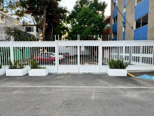 EXCELENTE DEPARTAMENTO MUY BIEN UBICADO