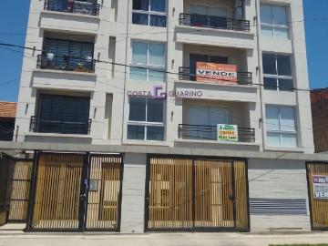 Excelente departamento de 2 ambientes en segundo piso al frente con balcón