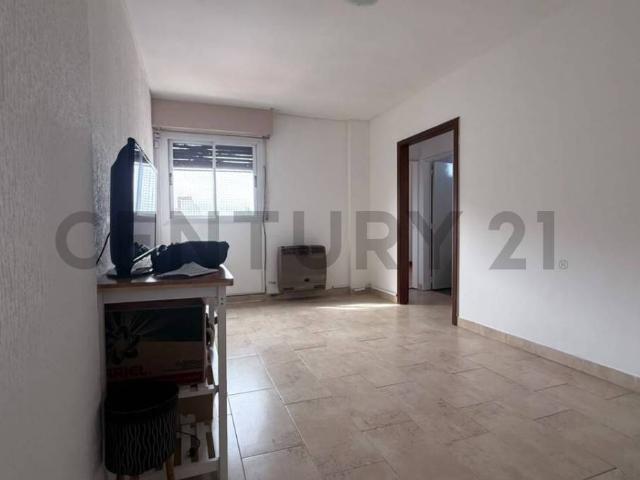 EXCELENTE DEPARTAMENTO DE 3 AMBIENTES EN VILLA URQUIZA ROOSEVELT 5200