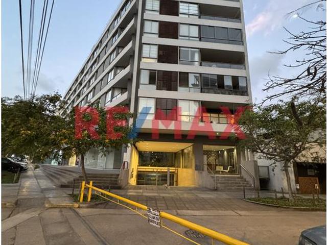 ¡Excelente Dpto. Amoblado Y Equipado En Barranco! | 1 Dorm + Balcón + Cochera