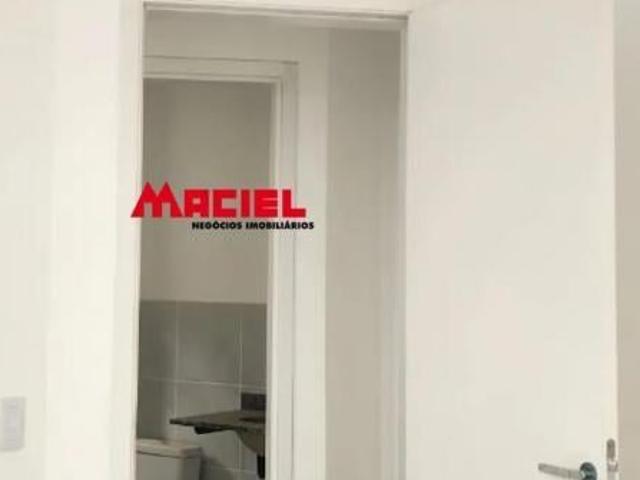 EXCELENTE E AMPLO APARTAMENTO NA ZONA SUL NOVINHO!