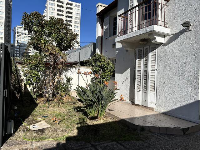 Excelente estado, ubicación, cercana al metro y supermercado
