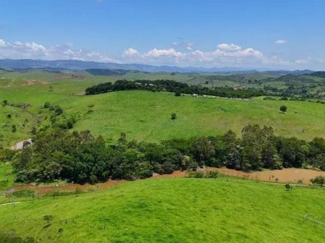 EXCELENTE FAZENDA A VENDA NA REGIÃO DO VALE DO PARAÍBA CACHOEIRA PAULISTA SP* ? *COMPORTA 250