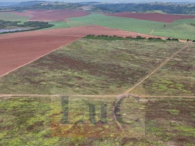 EXCELENTE FAZENDA A VENDA EM BOTUCATU SP ?
