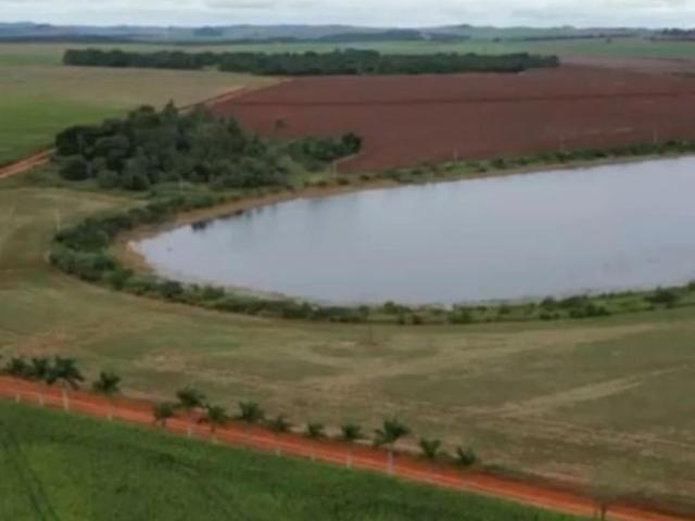 EXCELENTE FAZENDA A VENDA EM ITAPORANGA SP* ? Formação: Agricultura e Pecuária Bovina Área T