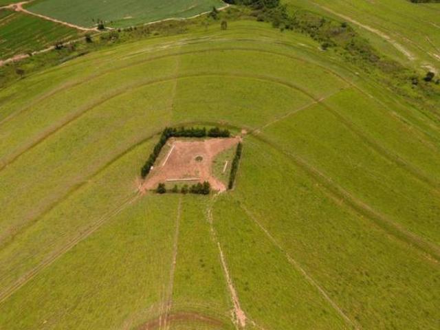 EXCELENTE FAZENDA NA REGIÃO DE PENÁPOLIS SP* ? Área Total: 408 Alqueires ou 968 Hectares Aprov