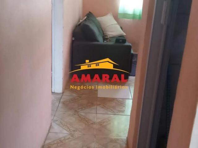 EXCELENTE IMÓVEL COM 2 CASAS NO MESMO TERRENO À VENDA / JARDIM COLORADO SUZANO S/P OPORTUNIDADE Ú