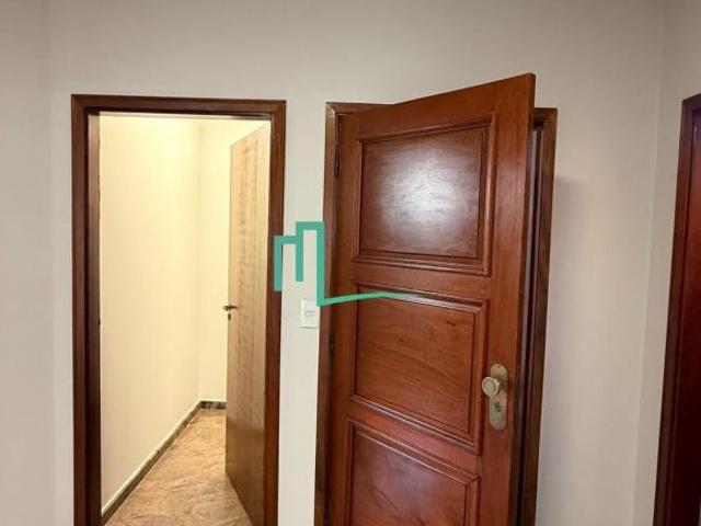 EXCELENTE IMÓVEL COMERCIAL COM 12 SALAS DISPONIVEL PARA VENDA OU LOCAÇÃO EM ÁREA NOBRE DE FRANCA PRÓ