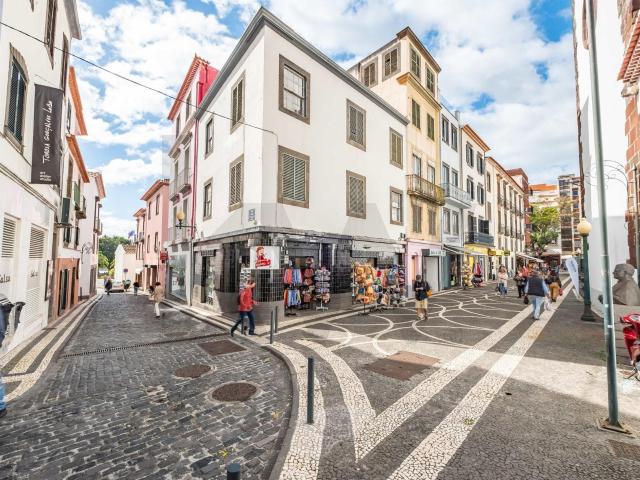 Excelente Investimento no Centro Histórico do Funchal | Préd. 380m² Sé Funchal