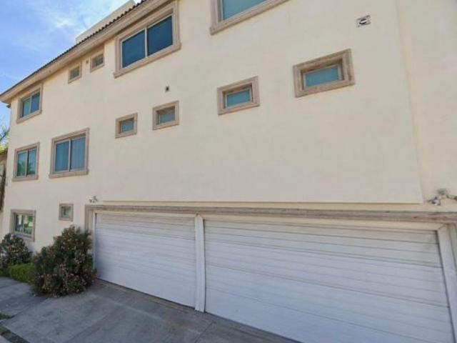 Excelente opción de inversión en zona con plusvalía CASA en venta en Cumbres Elite