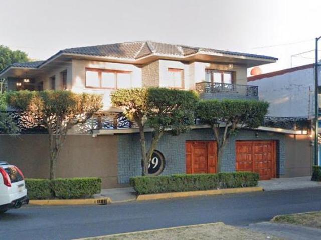 ¡Excelente Oportunidad! Casa en Venta en P.º de Las Galias, Lomas Estrella 2da Secc, Iztapalapa