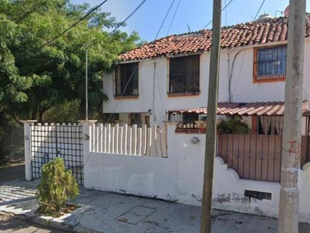 ¡EXCELENTE OPORTUNIDAD! casa en venta, muy por debajo del costo comercial