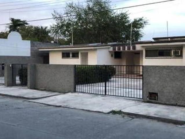 ¡excelente Oportunidad! Casa En Venta O Renta En Zona Comercial En Col Jardines