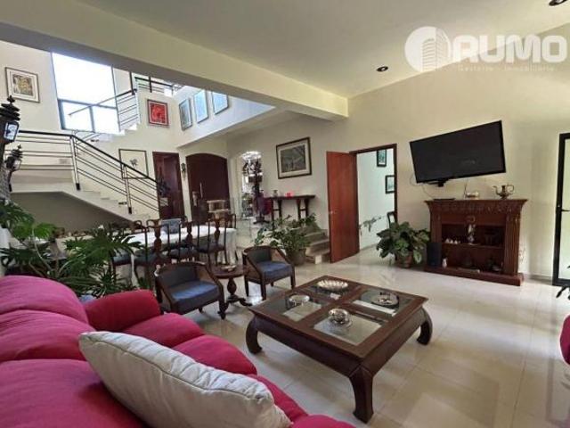 EXCELENTE OPORTUNIDAD DE INVERSION CASA EN PLANTA BAJA EN DESNIVEL