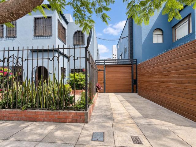 Excelente Oportunidad de Inversión Casa en venta a pocos pasos del Malecón Cisneros Miraflores