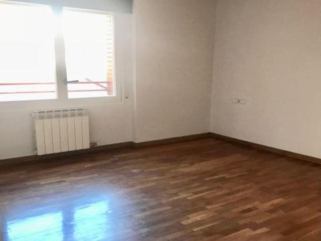 Excelente oportunidad de inversión! Piso de 106 m² con inquilino solvente y alta rentabilidad