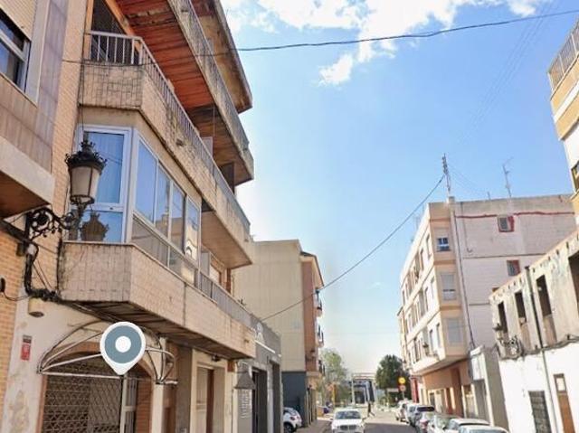 ¡Excelente oportunidad en Albalat de la Ribera! INMUEBLE OKUPADO