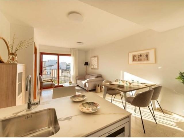 Excelente oportunidad para comprar apartamento de 3 dormitorios en Avileses