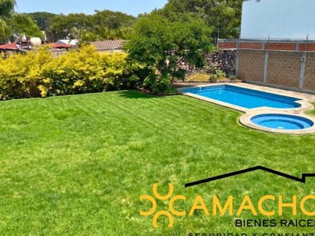 Excelente oportunidad terreno en venta, uso comercial, alberca, jardín y baños en Oaxtepec OLT 4465