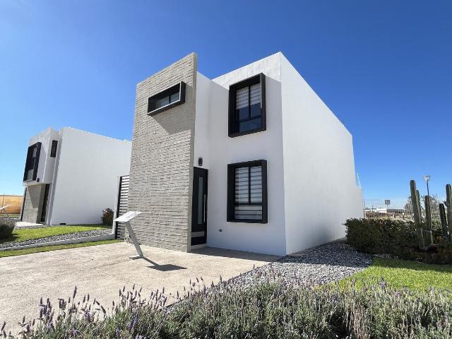 Excelente Oportunidad! Venta de Casa Nueva en Aguascalientes, salida a Zacatecas! Modelo Cerde?a!