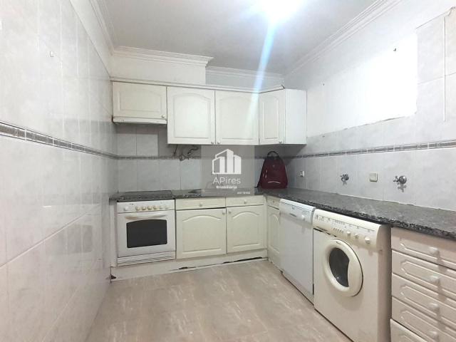Excelente oportunidade Apartamento T2, com áreas generosa e muito luminoso na Tapada das Mercês