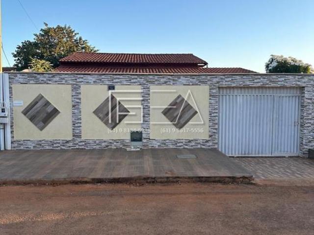 Excelente Oportunidade: Casa com 3 Quartos e Edícula à Venda