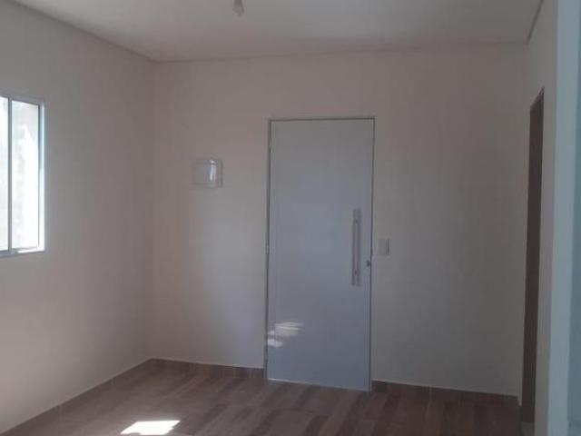Excelente oportunidade: Casa à venda em Bragança Paulista SP, Vila Municipal, 2 quartos, 1 sala, 1 b