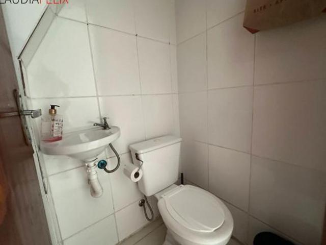 Excelente oportunidade! Casa à venda em Praia Grande SP, bairro Sítio do Campo. 2 quartos, 1 sala, 2
