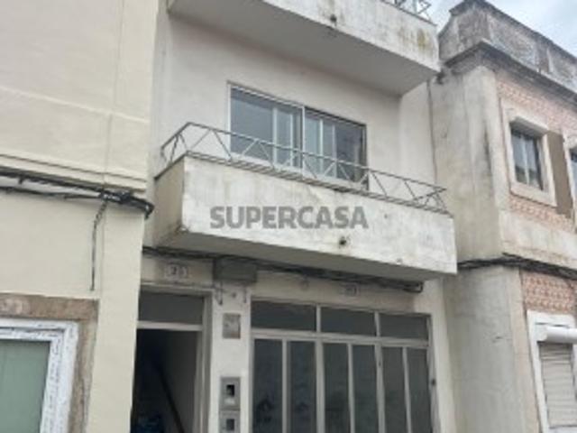 Excelente oportunidade de negócio / Centro do Montijo