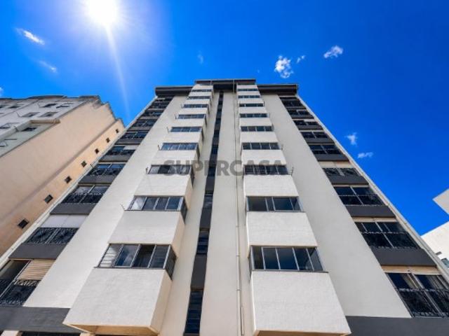 Excelente Oportunidade de Investimento | T4 Renovado com Garagem em Coimbra