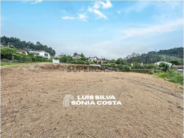 Excelente Oportunidade de Investimento: Terreno para várias construções em Oliveira de Azeméis