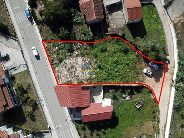 Excelente oportunidade para adquirir um terreno com 609 m², situado no centro de Miranda do Corvo