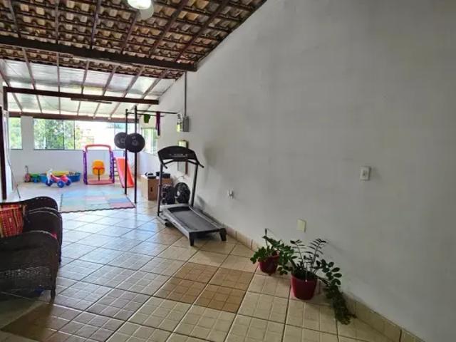 Excelente oportunidade Prédio de 03 Pavimentos