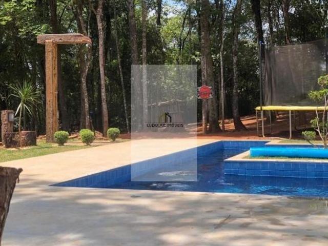 Excelente oportunidade! Sitio em condomínio à venda em Juatuba MG, bairro Condomínio Village, 3 quar