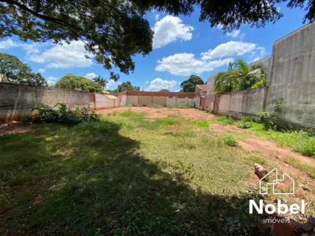 Excelente Oportunidade: Terreno de 612,50 m² à venda em Cianorte PR, Zona 02 Próximo ao Colégio CEC