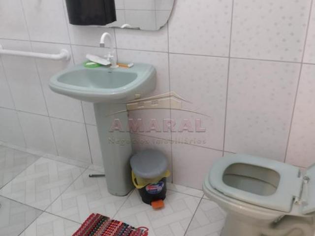 EXCELENTE OPORTUNIDADE 3 CASAS NO MESMO TERRENO IDEAL PARA RENDA EM SUZANO