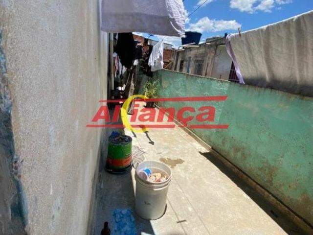 EXCELENTE OPORTUNIDADE 4 CASAS NO MESMO TERRENO