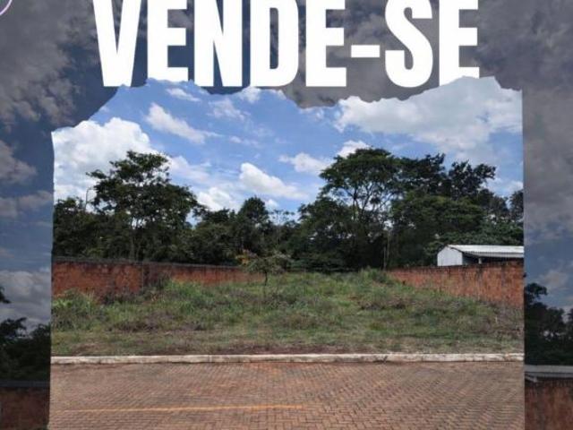EXCELENTE LOTE 990M2 NO COND. JARDIM DO ORIENTE!