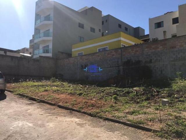 Excelente lote de esquina no bairro Santo Agostinho