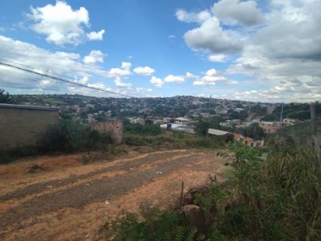 EXCELENTE LOTE DO LADO DE CIMA DA RUA COM 360 METROS, RECANTO VERDE ESMERALDAS
