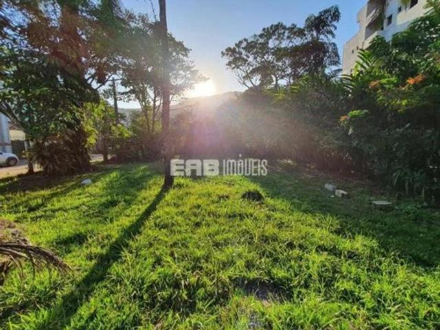 Excelente lote no Perequê Açu, esquina
