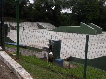 EXCELENTE LOTE PLANO EM ALPHAVILLE, 609M2, ÓTIMA LOCALIZAÇÃO, MUITO LAZER