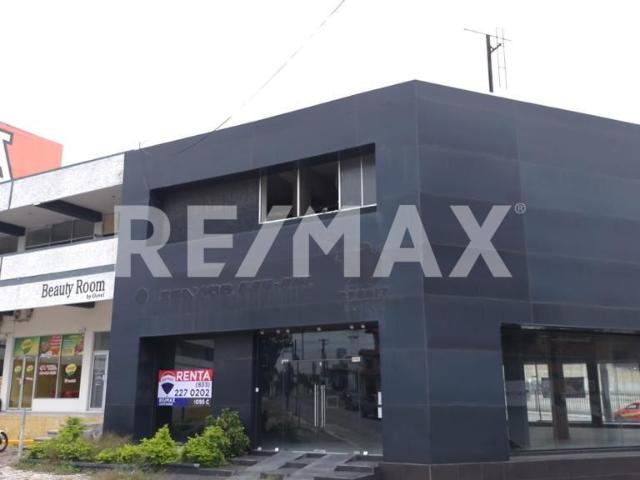 EXCELENTE LOCAL EN RENTA