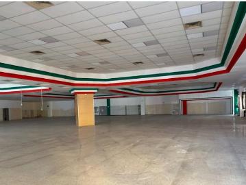 Excelente Local en renta 4 Sur en esquina con estacnmto. Col Centro. Puebla