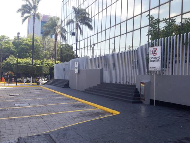 Excelente local ubicado en el Hotel Presidente